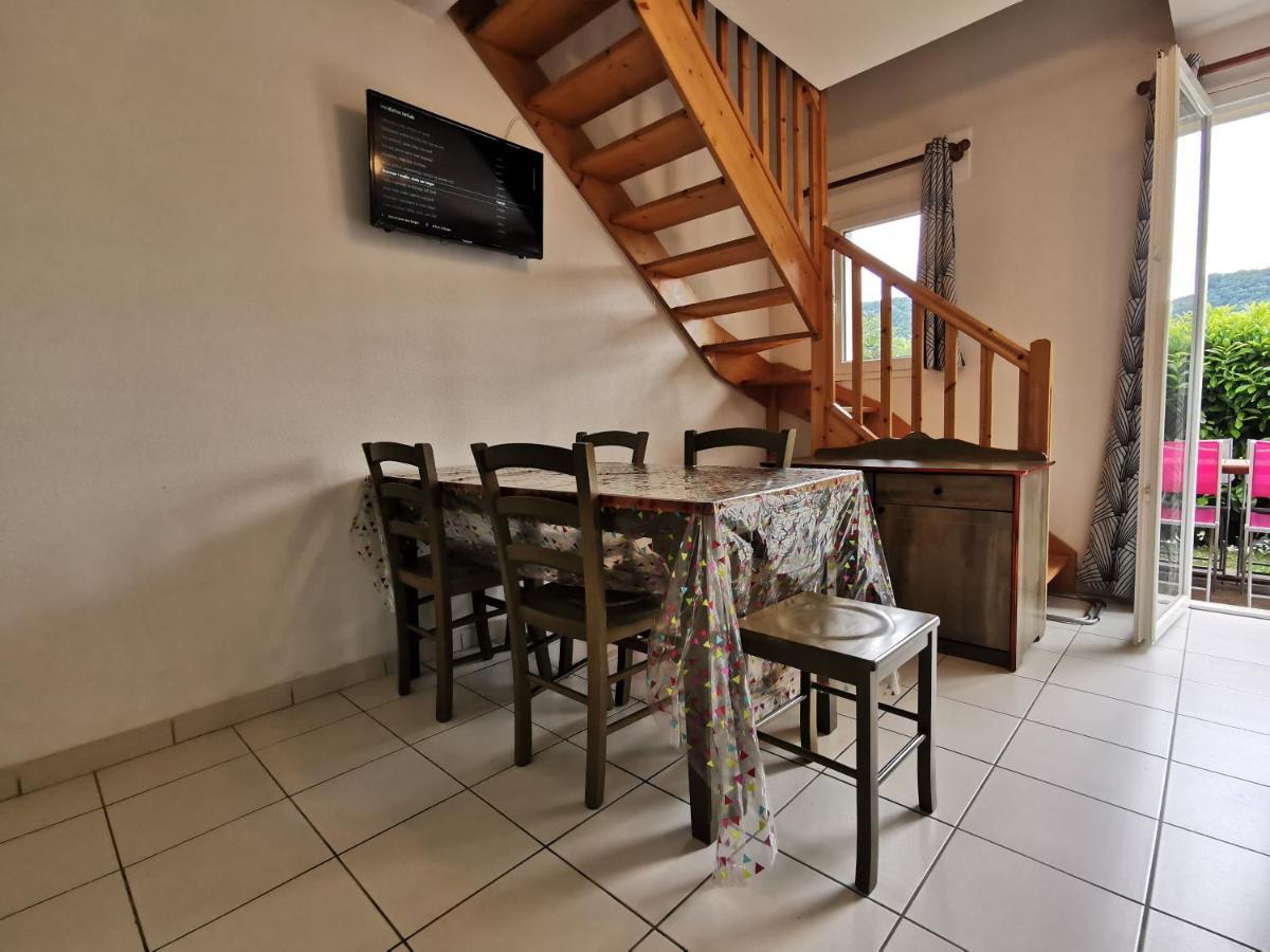 Au 11 T3 Duplex, Village Vacances, Piscines, Parking Saint-Geniez-dʼOlt Buitenkant foto