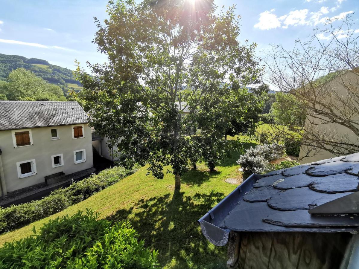 Au 11 T3 Duplex, Village Vacances, Piscines, Parking Saint-Geniez-dʼOlt Buitenkant foto